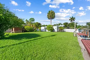1221 SW 17th St, Fort Lauderdale, FL 33315 - Photo 8