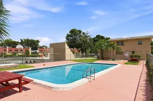 6 Spinning Wheel Ln, Tamarac, FL 33319 - Photo 24