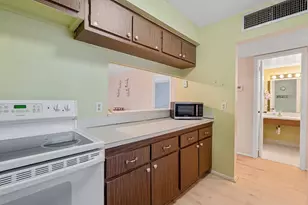 12026 Greenway Cir S, Royal Palm Beach, FL 33411 - Photo 16