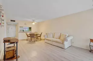 12026 Greenway Cir S, Royal Palm Beach, FL 33411 - Photo 18