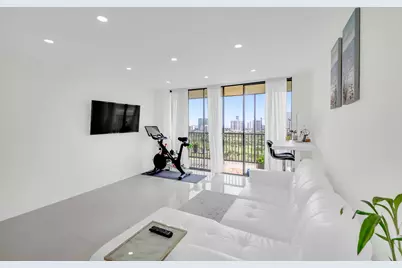 20335 W Country Club Drive #2107, Aventura, FL 33180 - Photo 10