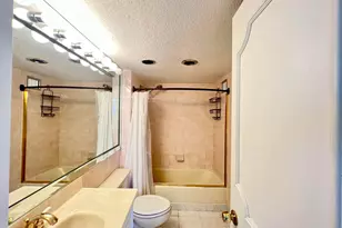 1069 Hillsboro Mile, Hillsboro Beach, FL 33062 - Photo 14