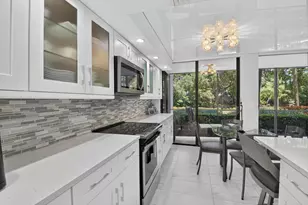 20090 Boca W Dr, Boca Raton, FL 33434 - Photo 4