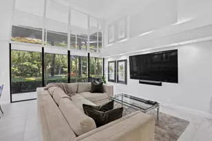 20090 Boca W Dr, Boca Raton, FL 33434 - Photo 14