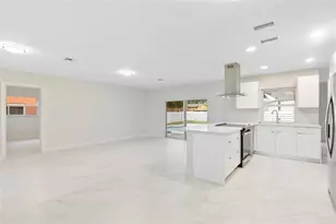 4490 NW 8th St, Coconut Creek, FL 33066 - Photo 6