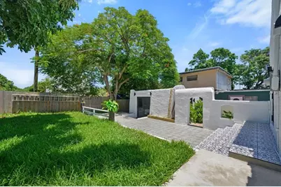 823 33rd Street, West Palm Beach, FL 33407 - Photo 4