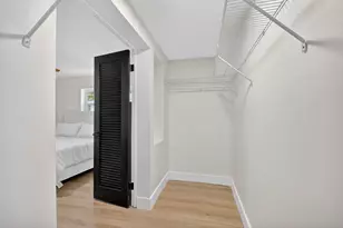 1221 Singer Dr, Singer Island, FL 33404 - Photo 16