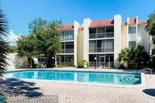 642 NW 13th St, Boca Raton, FL 33486 - Photo 2