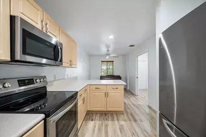 2030 NW 99th Way, Sunrise, FL 33322 - Photo 6