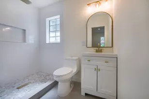 20 NE 169th St, North Miami Beach, FL 33162 - Photo 2