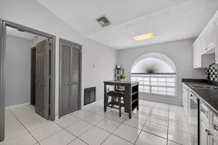 2852 SW Giralda St, Port Saint Lucie, FL 34953 - Photo 12