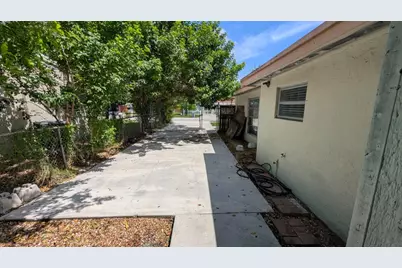 1448 NE 27th Court, Pompano Beach, FL 33064 - Photo 22