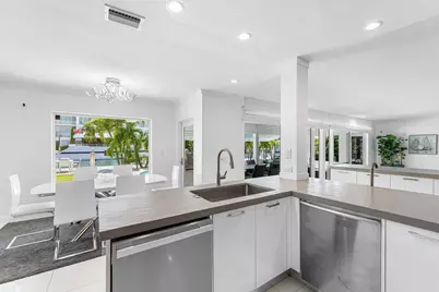 2540 Mercedes Drive, Fort Lauderdale, FL 33316 - Photo 22