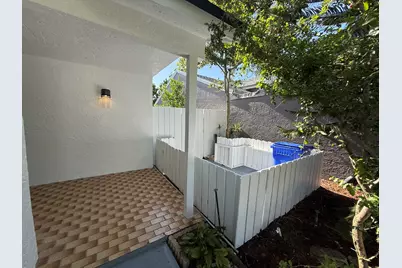 1160 SW 111th Avenue, Pembroke Pines, FL 33025 - Photo 4
