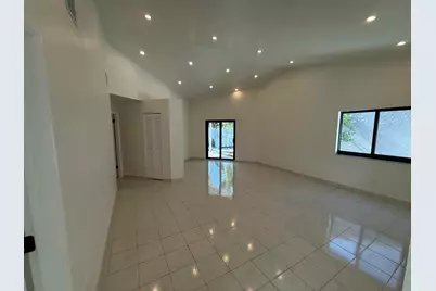 1160 SW 111th Avenue, Pembroke Pines, FL 33025 - Photo 12
