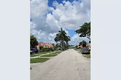 1625 NW 58th Avenue #7, Lauderhill, FL 33313 - Photo 2
