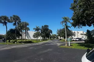 1605 Us-1, Jupiter, FL 33477 - Photo 32