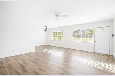2455 NE 51st Street #E102, Fort Lauderdale, FL 33308 - Photo 14