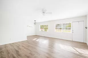 2455 NE 51st St, Fort Lauderdale, FL 33308 - Photo 14