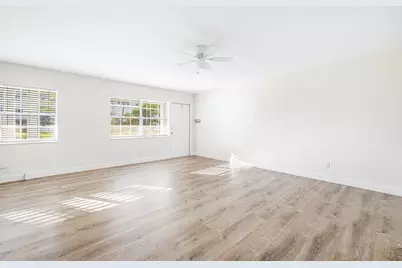2455 NE 51st Street #E102, Fort Lauderdale, FL 33308 - Photo 16