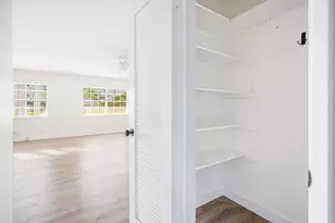 2455 NE 51st St, Fort Lauderdale, FL 33308 - Photo 18