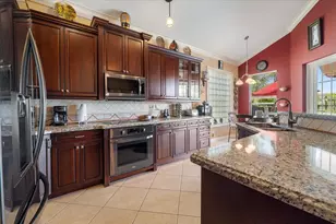 12390 NW 78th Manor, Parkland, FL 33076 - Photo 22