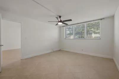 681 S Hollybrook Drive #109, Pembroke Pines, FL 33025 - Photo 6