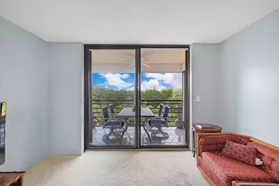 1400 Saint Charles Place #624, Pembroke Pines, FL 33026 - Photo 10