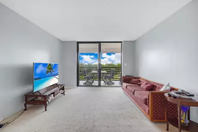 1400 Saint Charles Place #624, Pembroke Pines, FL 33026 - Photo 8