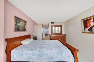 1400 St Charles Pl, Pembroke Pines, FL 33026 - Photo 18