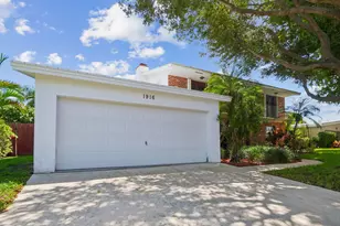 1916 Harbourview Dr, Fort Lauderdale, FL 33316 - Photo 40
