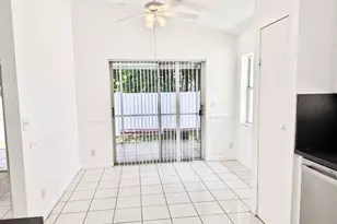 10160 Festival Way, Boca Raton, FL 33428 - Photo 6