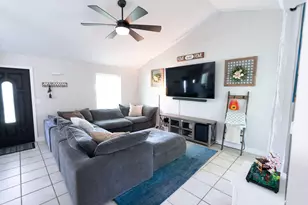 9060 Chrysanthemum Dr, Boynton Beach, FL 33472 - Photo 4