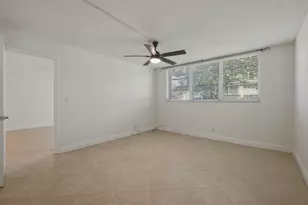 681 S Hollybrook Dr, Pembroke Pines, FL 33025 - Photo 6