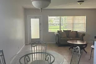 128 Norwich F, West Palm Beach, FL 33417 - Photo 2