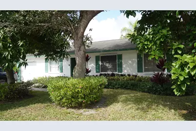 5805 Bosque Lane, West Palm Beach, FL 33415 - Photo 2