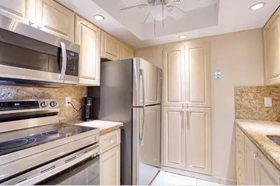 111 Briny Avenue #27-12, Pompano Beach, FL 33062 - Photo 6