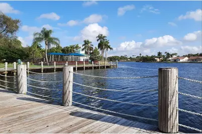 18301 NW 16th Street, Pembroke Pines, FL 33029 - Photo 32
