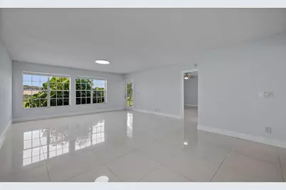 6300 La Costa Drive #H, Boca Raton, FL 33433 - Photo 8