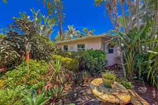 4195 NE Hyline Dr, Jensen Beach, FL 34957 - Photo 28