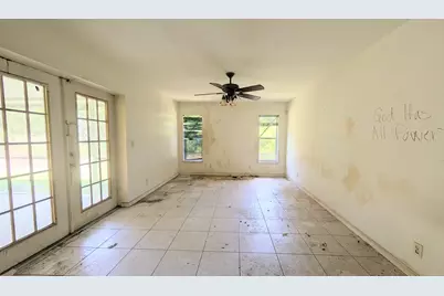 2501 Iroquois Avenue, Fort Pierce, FL 34946 - Photo 16