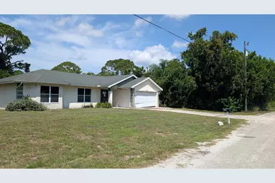 2501 Iroquois Avenue, Fort Pierce, FL 34946 - Photo 2