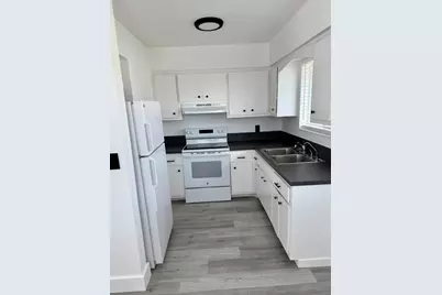 2837 NE 30th Street #8, Fort Lauderdale, FL 33306 - Photo 2