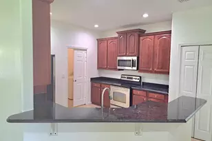 2262 SE Glover St, Port Saint Lucie, FL 34984 - Photo 6