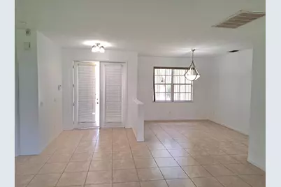 2262 SE Glover Street, Port Saint Lucie, FL 34984 - Photo 4