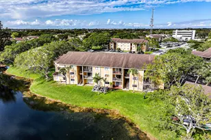 450 Palm Cir W, Pembroke Pines, FL 33025 - Photo 70