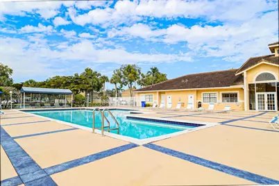 450 Palm Circle W #106, Pembroke Pines, FL 33025 - Photo 58