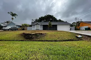 1310 SW Bellevue Ave, Port Saint Lucie, FL 34953 - Photo 20