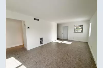 906 Foresteria Drive, Lake Park, FL 33403 - Photo 8