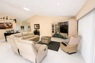 7758 Cloverfield Cir, Boca Raton, FL 33433 - Photo 6